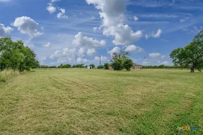 1506 Harwood Road, Luling, TX 78648 - Photo 35