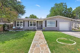 623 Southeast Terrace, New Braunfels, TX 78130 - Photo 1