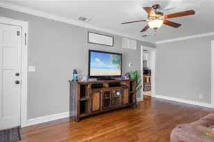 623 Southeast Terrace, New Braunfels, TX 78130 - Photo 5