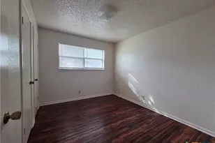 2405 Patrick Henry St, Temple, TX 76504 - Photo 11