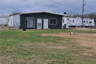 616 Rockdale St, Lexington, TX 78947 - Photo 7