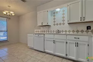 725 Royal St, Salado, TX 76571 - Photo 15