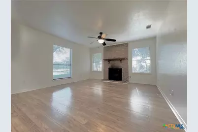 725 Royal Street #725 & 727, Salado, TX 76571 - Photo 5