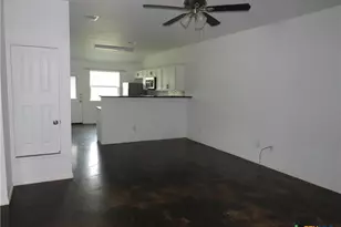 223 N Mary Jo Dr, Harker Heights, TX 76548 - Photo 3