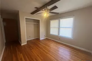 1105 Sycamore St, San Marcos, TX 78666 - Photo 7