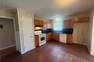1105 Sycamore St, San Marcos, TX 78666 - Photo 5