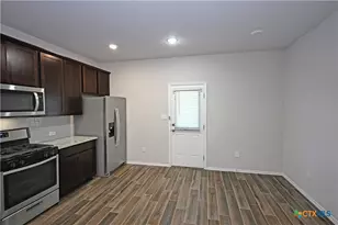 247 Kinsley Wy, New Braunfels, TX 78130 - Photo 11
