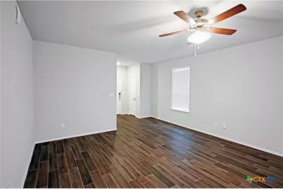 247 Kinsley Way, New Braunfels, TX 78130 - Photo 9