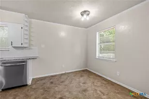 1507 Cross St, Copperas Cove, TX 76522 - Photo 9