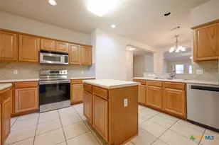 102 E Running Wolf Trail, Harker Heights, TX 76548 - Photo 5