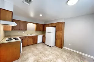 1768 Kuehler Ave, New Braunfels, TX 78130 - Photo 11