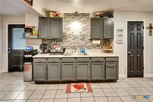 1518 Bonham Dr, Victoria, TX 77901 - Photo 29