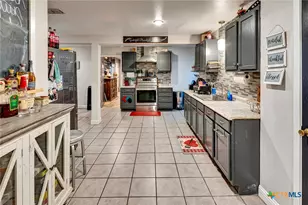 1518 Bonham Dr, Victoria, TX 77901 - Photo 33