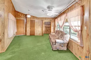 10957 N US Hwy 77, Schulenburg, TX 78956 - Photo 19