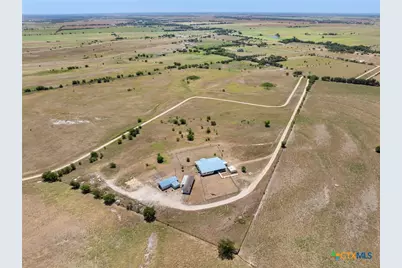 2124 Hackberry Road, Holland, TX 76534 - Photo 37