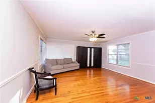 319 King Cir, Temple, TX 76501 - Photo 5