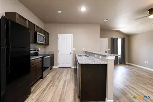 1204 N 18th St, Killeen, TX 76541 - Photo 7