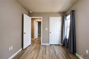 1204 N 18th St, Killeen, TX 76541 - Photo 17