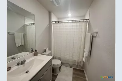 [Address not provided], Seguin, TX 78155 - Photo 5
