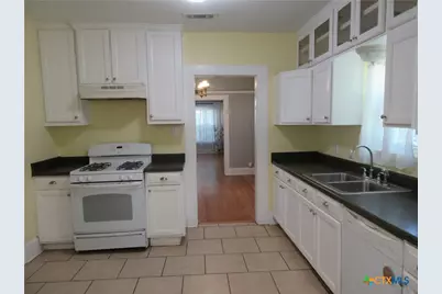 308 Josephine St, Holland, TX 76534 - Photo 9