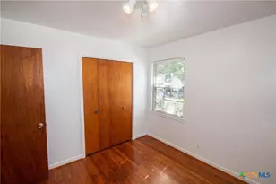 606 S 3rd St, Copperas Cove, TX 76522 - Photo 7