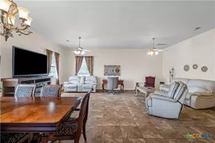 510 Chaparral Dr, Victoria, TX 77905 - Photo 33