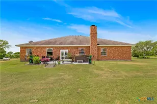 510 Chaparral Dr, Victoria, TX 77905 - Photo 37