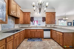 510 Chaparral Dr, Victoria, TX 77905 - Photo 27
