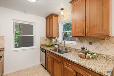 354-356 Bobolink Drive, New Braunfels, TX 78130 - Photo 7
