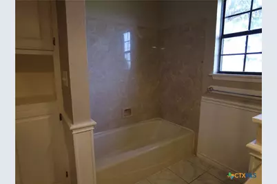 972 Barbarosa Road, New Braunfels, TX 78130 - Photo 13