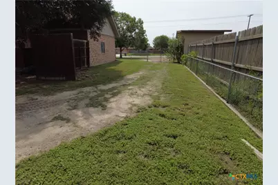 972 Barbarosa Road, New Braunfels, TX 78130 - Photo 19
