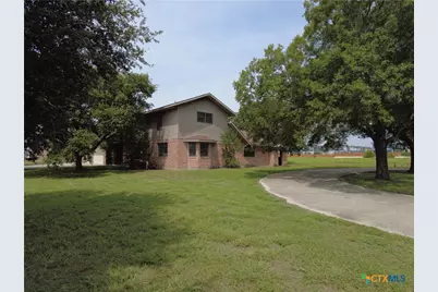 972 Barbarosa Road, New Braunfels, TX 78130 - Photo 1
