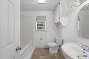 8221 Mountain Dr, Salado, TX 76571 - Photo 27