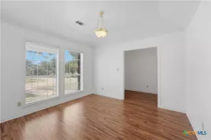 8221 Mountain Dr, Salado, TX 76571 - Photo 15