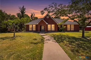 8221 Mountain Dr, Salado, TX 76571 - Photo 1