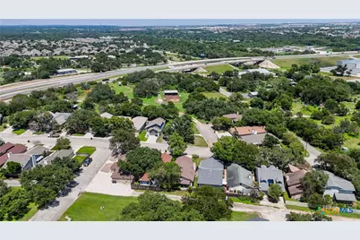 703 Lazy Bluff Lane, New Braunfels, TX 78130 - Photo 41