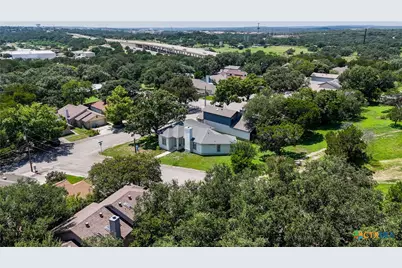 703 Lazy Bluff Lane, New Braunfels, TX 78130 - Photo 43