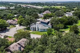 703 Lazy Bluff Ln, New Braunfels, TX 78130 - Photo 43