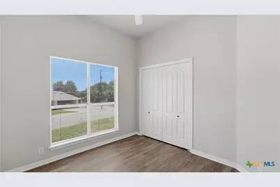 703 Lazy Bluff Lane, New Braunfels, TX 78130 - Photo 33
