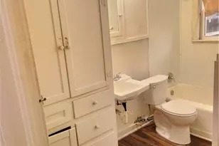 1114 S 2nd St, Temple, TX 76504 - Photo 13