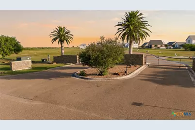 Lot 17 Blk 1 Bay Club Drive, Seadrift, TX 77983 - Photo 5
