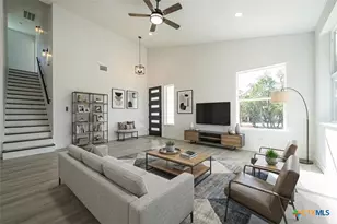 4 Huisache Ln, Wimberley, TX 78676 - Photo 1
