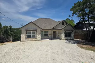 563 Irene Dr, Canyon Lake, TX 78133 - Photo 3