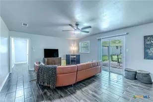 213 E Upshaw Ave, Temple, TX 76501 - Photo 1