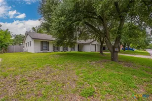 213 E Upshaw Ave, Temple, TX 76501 - Photo 21