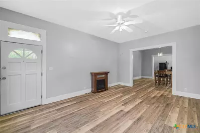 414 E Hochheim Street, Yoakum, TX 77995 - Photo 5