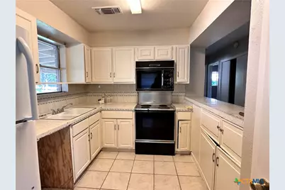 1009 Hazelton Street, San Marcos, TX 78666 - Photo 9