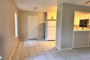1009 Hazelton St, San Marcos, TX 78666 - Photo 3