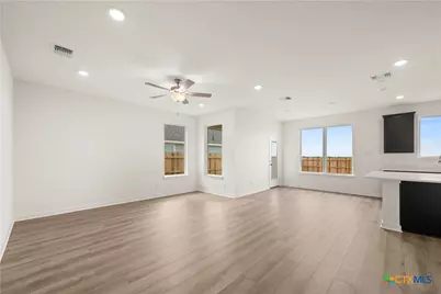521 Pipe Creek Drive, Temple, TX 76502 - Photo 11