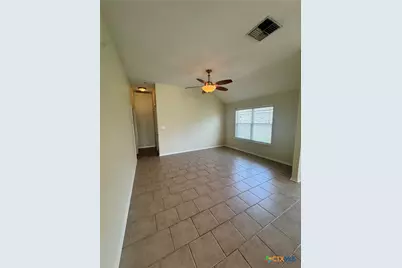 605 Pennsylvania Avenue, Victoria, TX 77904 - Photo 9